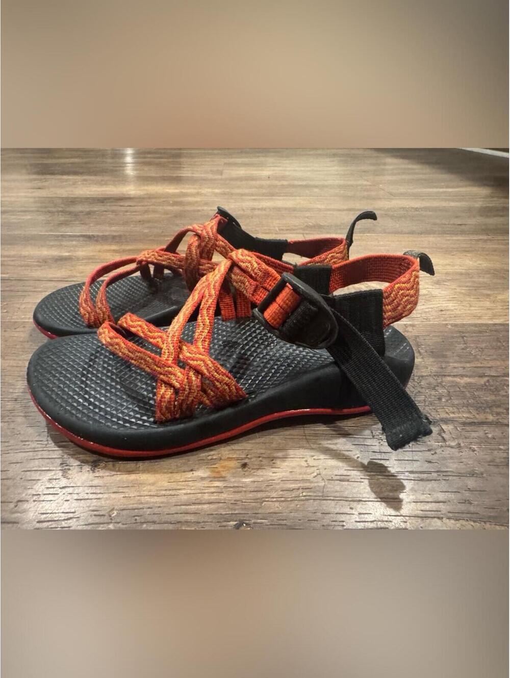 Chaco ZX/1 Ecotread Kids Sandals Black & Orange Sz 2